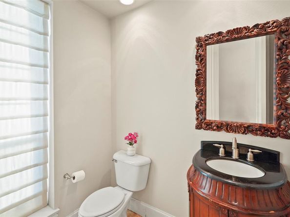 6748  Plaza Via  , Irving Texas 75039