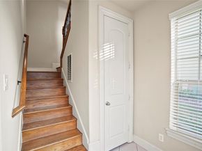 6748  Plaza Via  , Irving Texas 75039