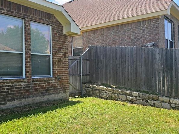 411  Sorrel Street , Duncanville Texas 75137