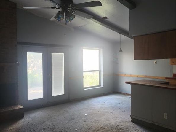 221  Asbury Drive , Saginaw Texas 76179