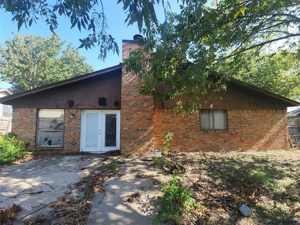 221  Asbury Drive , Saginaw Texas 76179