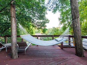 1419  Yakimo Drive , Dallas Texas 75208
