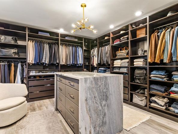 1419  Yakimo Drive , Dallas Texas 75208