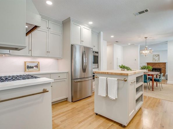 3001  Willing Avenue , Fort Worth Texas 76110