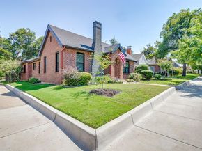 3001  Willing Avenue , Fort Worth Texas 76110