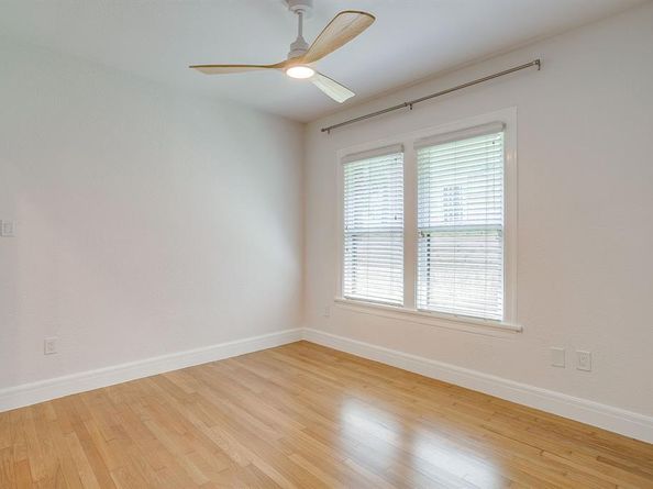 3001  Willing Avenue , Fort Worth Texas 76110
