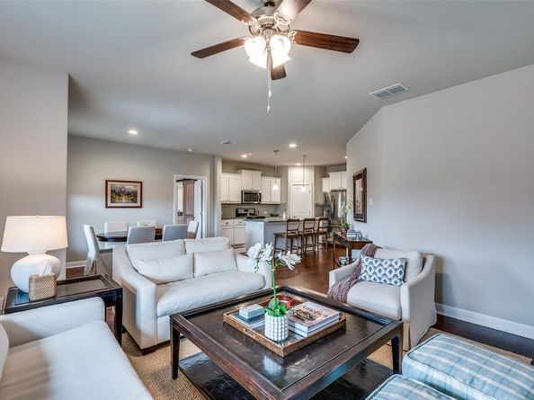 1112  Napier Way , Fort Worth Texas 76247