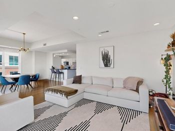 5055  Addison Circle 