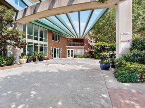 5055  Addison Circle  736, Addison Texas 75001