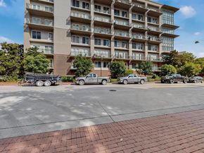 5055  Addison Circle  736, Addison Texas 75001