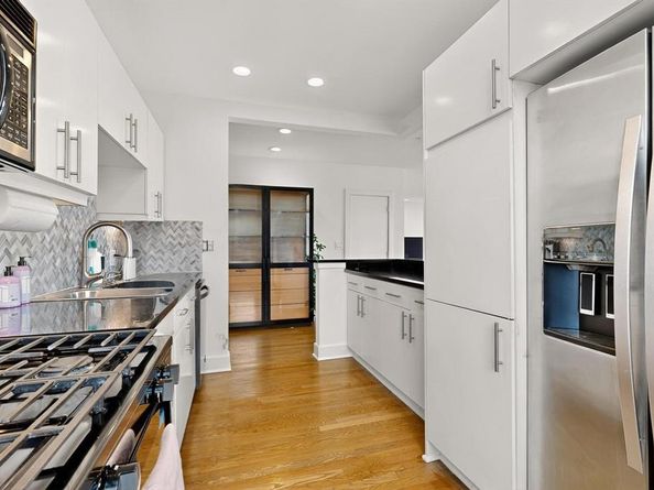 5055  Addison Circle  736, Addison Texas 75001