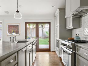 7034  Irongate Lane , Dallas Texas 75214