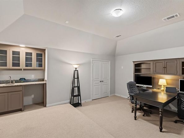 3841  Belle Way , Corinth Texas 76208