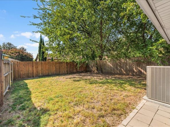 6817-6819 W Cleburne Road  , Fort Worth Texas 76133