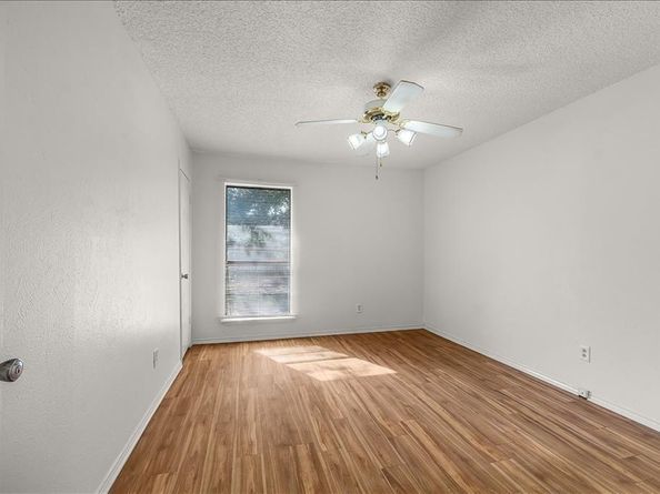 6817-6819 W Cleburne Road  , Fort Worth Texas 76133