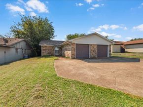 6817-6819 W Cleburne Road  , Fort Worth Texas 76133