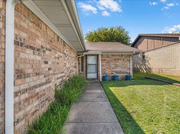6817-6819 W Cleburne Road  , Fort Worth Texas 76133
