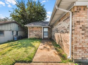 6817-6819 W Cleburne Road  , Fort Worth Texas 76133