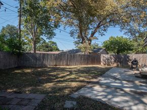 704  Clover Park Drive , Arlington Texas 76013