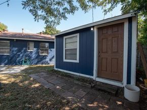 704  Clover Park Drive , Arlington Texas 76013