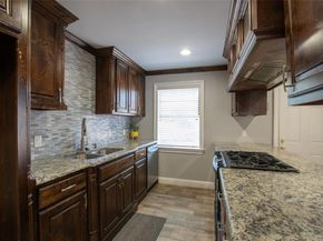 704  Clover Park Drive , Arlington Texas 76013