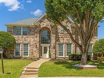 4001  Mayflower Lane 