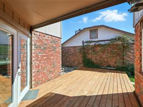 1404  Thackery Drive , Arlington Texas 76018