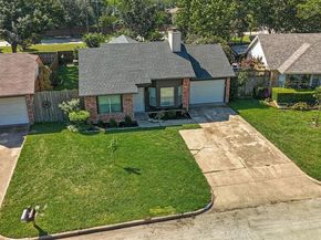 1404  Thackery Drive , Arlington Texas 76018