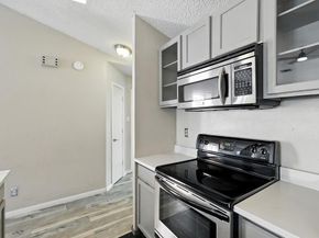 1404  Thackery Drive , Arlington Texas 76018