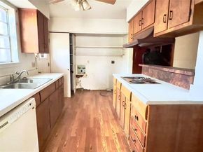 4505  Mark Trail Way , Dallas Texas 75232