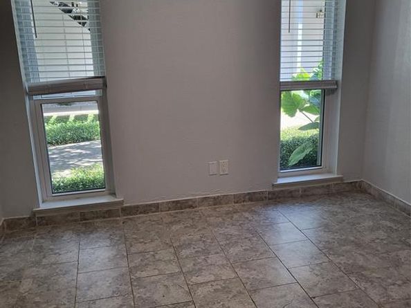 4317  Hartford Street  109, Dallas Texas 75219
