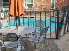 4317  Hartford Street  109, Dallas Texas 75219