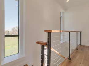 445 W Morphy Street , Fort Worth Texas 76104