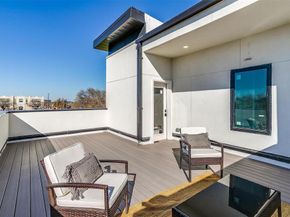 445 W Morphy Street , Fort Worth Texas 76104