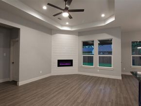 1745  Avenue C  , Grand Prairie Texas 75051
