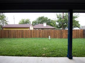 1745  Avenue C  , Grand Prairie Texas 75051