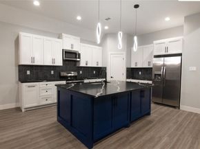 1745  Avenue C  , Grand Prairie Texas 75051