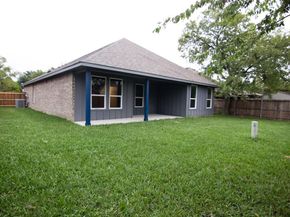 1745  Avenue C  , Grand Prairie Texas 75051
