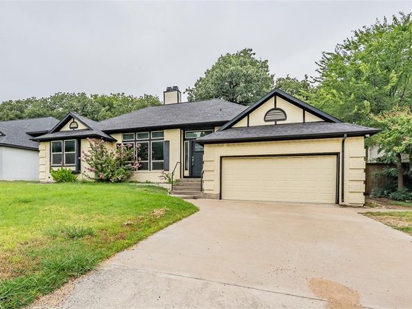 6833  Parkwood Drive , North Richland Hills Texas 76182