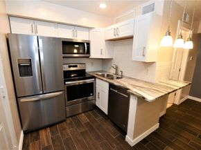 9821  Walnut Street  303, Dallas Texas 75243