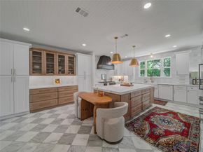 210 E Northgate Drive , Irving Texas 75062