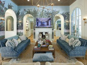 6223  Park Lane , Dallas Texas 75225