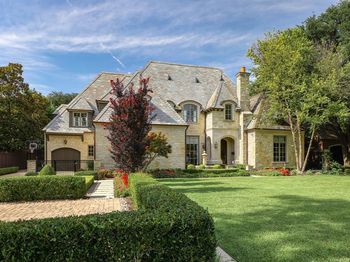 6223  Park Lane 