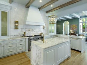 6223  Park Lane , Dallas Texas 75225