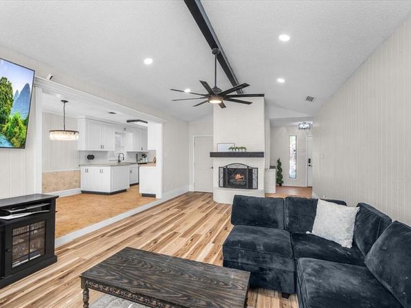 4704  Burning Springs Drive , Arlington Texas 76017