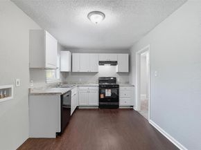 3211  Gus Thomasson Road , Dallas Texas 75228