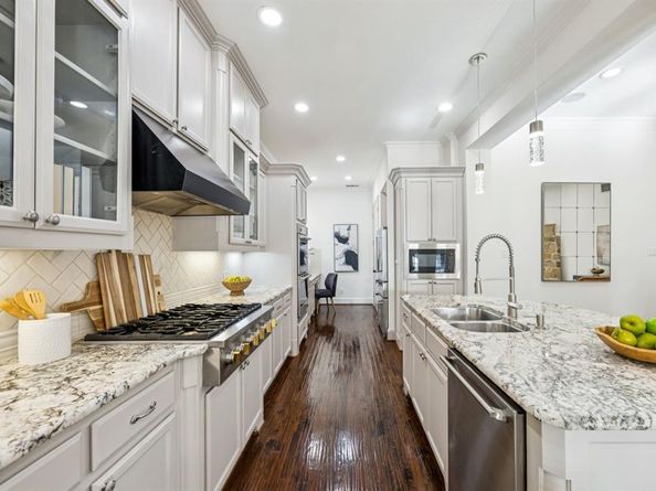 3232  Stonefield  , The Colony Texas 75056