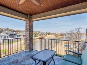 715  Winding Bend Circle , Highland Village Texas 75077