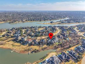 715  Winding Bend Circle , Highland Village Texas 75077