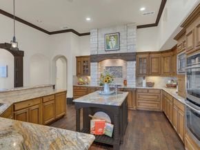 715  Winding Bend Circle , Highland Village Texas 75077